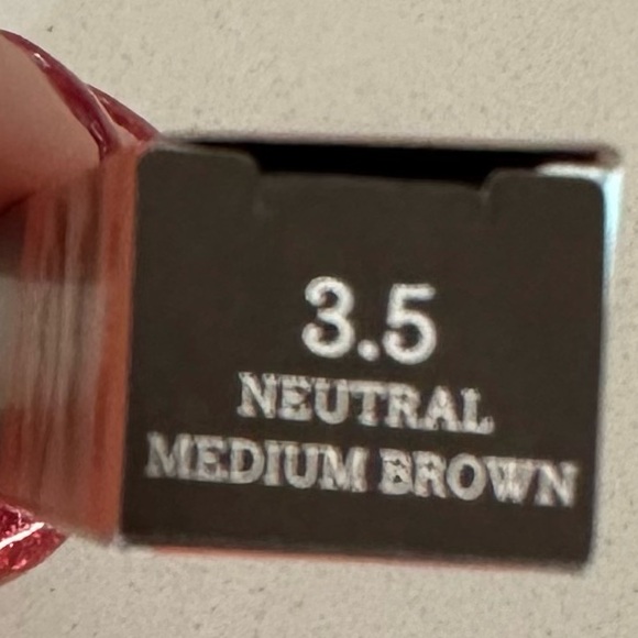 Benefit Precisely,My Brow Pencil Waterproof Eyebrow Definer natural medium brown - Picture 6 of 6